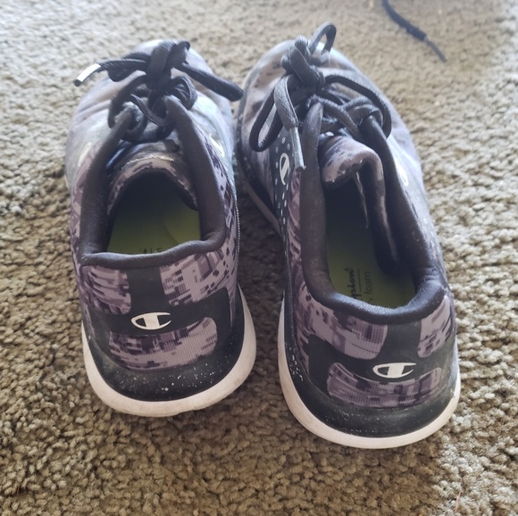 Size 3 Champions - Picture 2 of 4